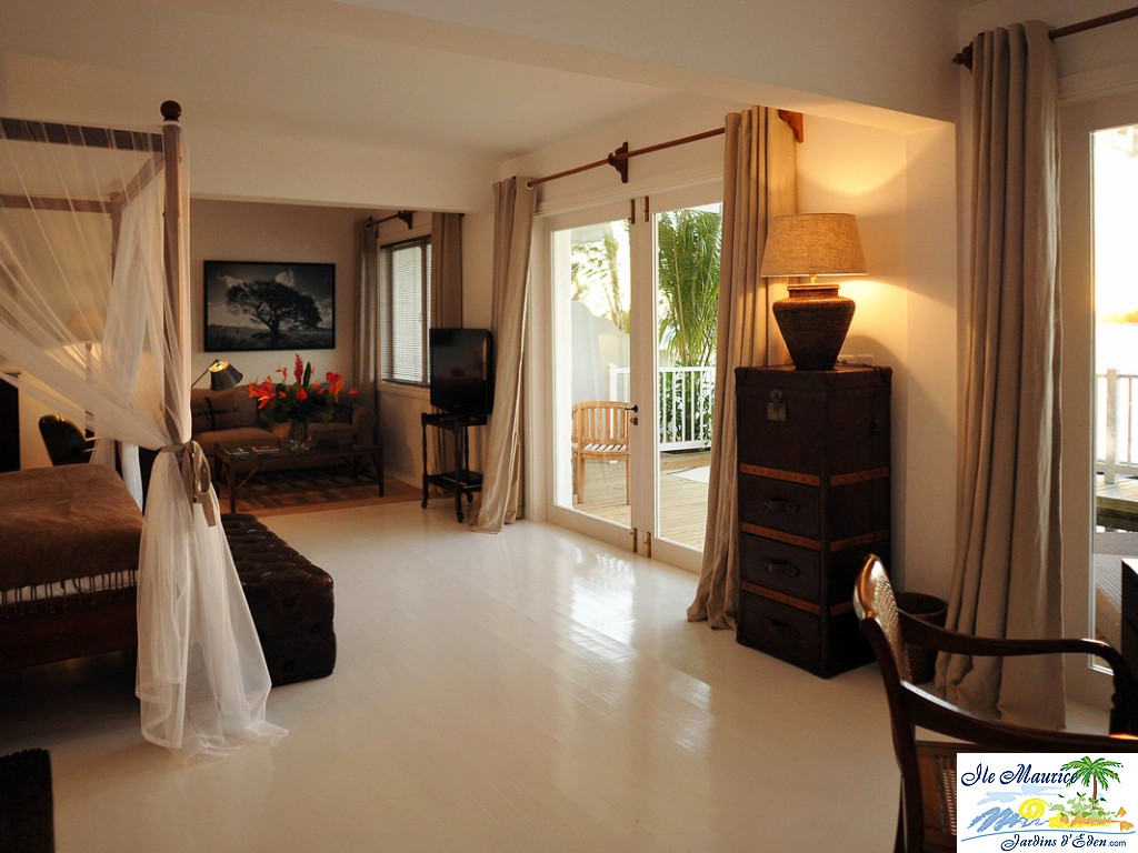 AMBIANCE SUITE AUSTARLE PISCINE