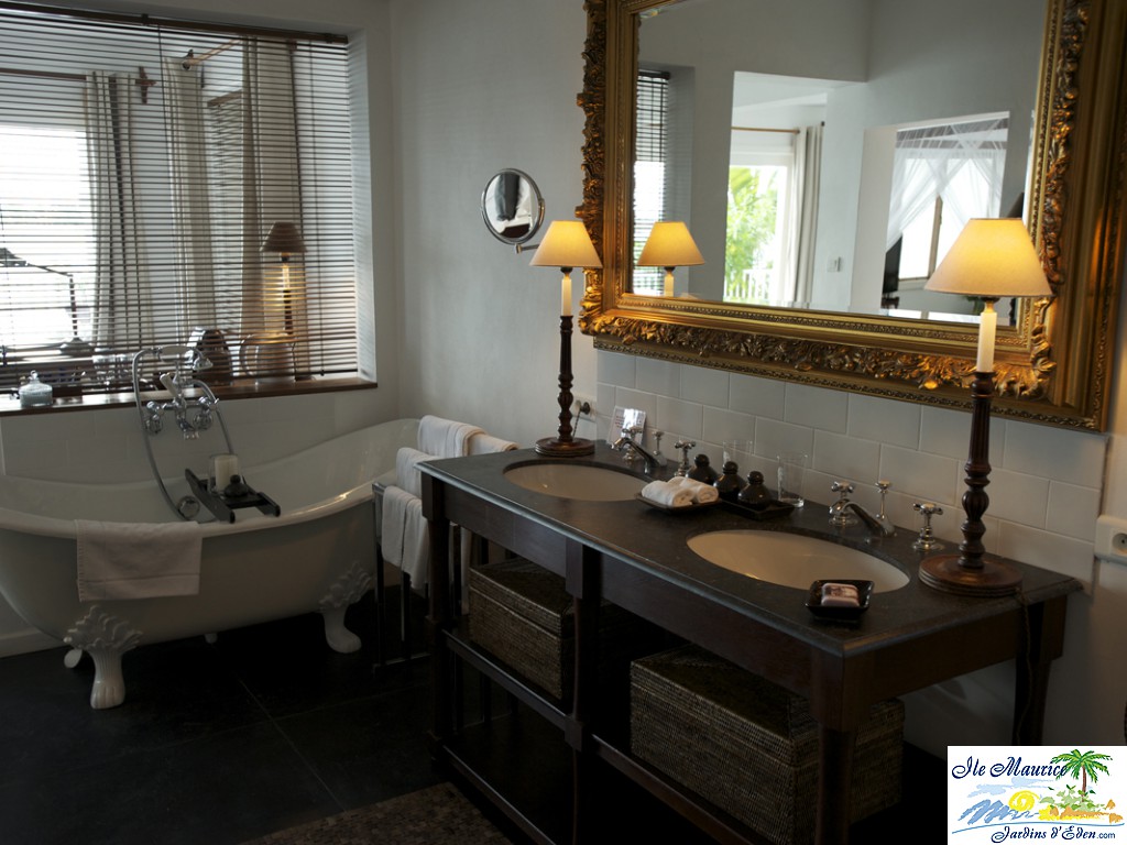 SALLE DE BAINS SUITE