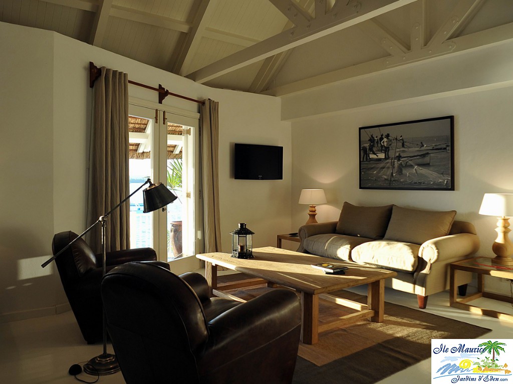 SALON SUITE
