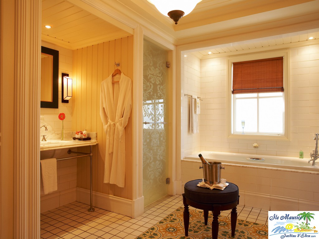 HLT DeluxeSALLE DE BAINS