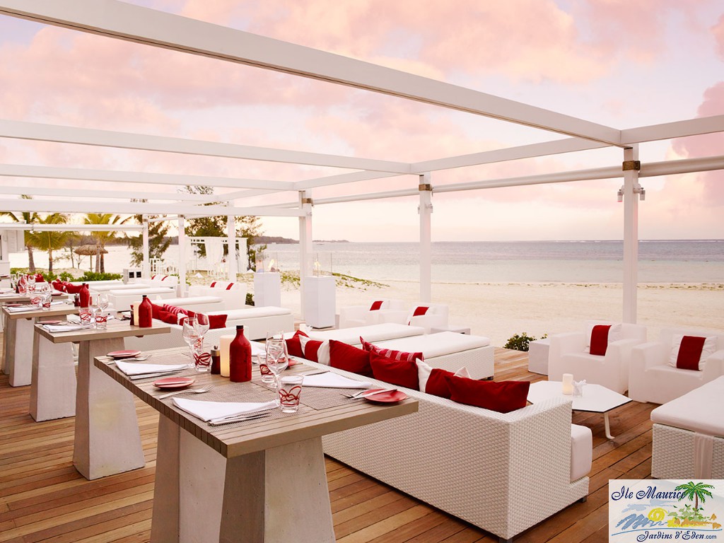 Lux_BM_s003_Beach_Rouge_Day_00239_v1_RGB