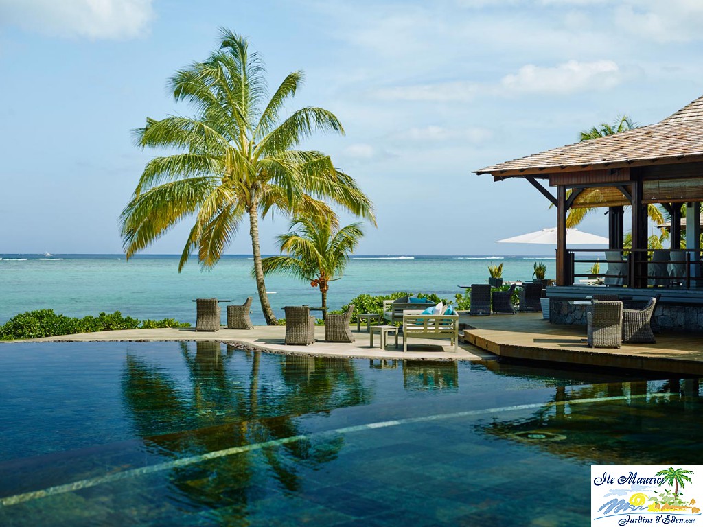 LUX-2015_10-LLM-Lobby-Pool_082