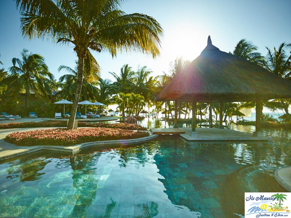 LUX-2015_10-LLM-Oasis-Pool_001