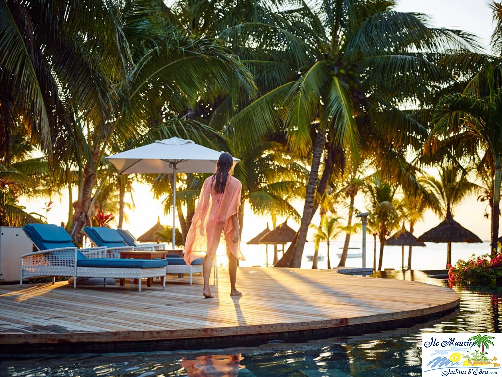 LUX-2015_10-LLM-Oasis-Pool_354