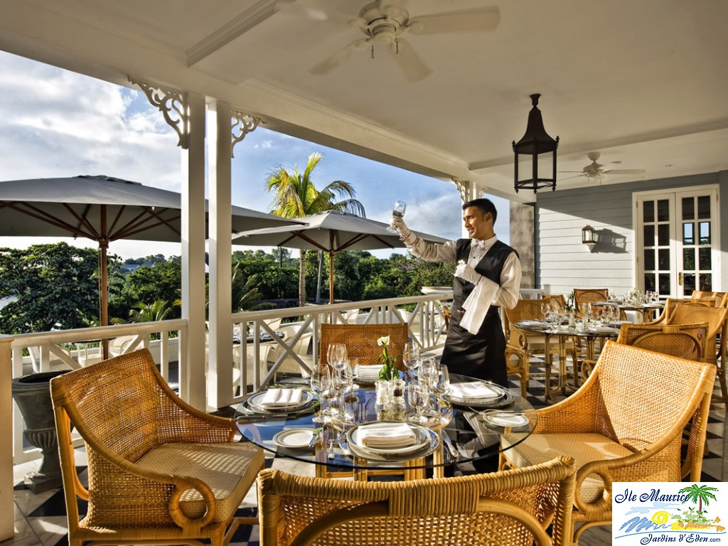 Chateau Mon Desir service