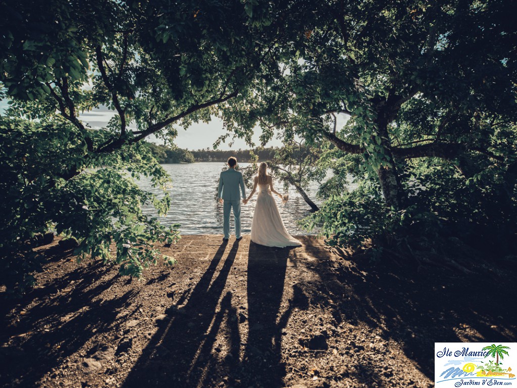 River wedding couple